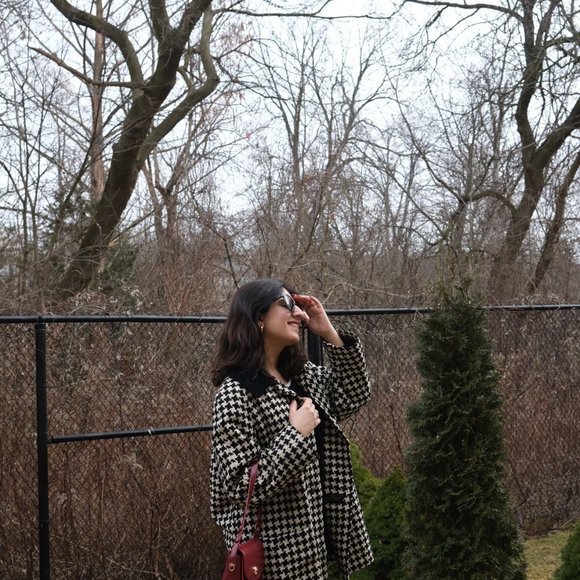 Marks & Spencer Black and White Coat (Medium) - Picture 7 of 9